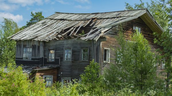 Cottage Demolition in Rockford